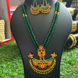 The Royal Heritage "Junbiri" Bridal Necklace Set